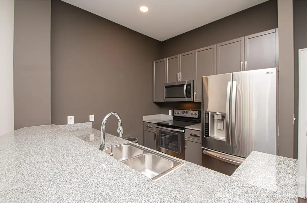 115 E Park Avenue #313 Charlotte, NC 28203