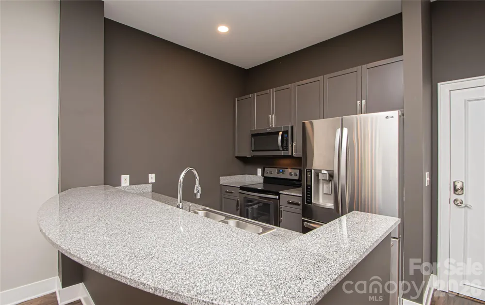 115 E Park Avenue #313 Charlotte, NC 28203
