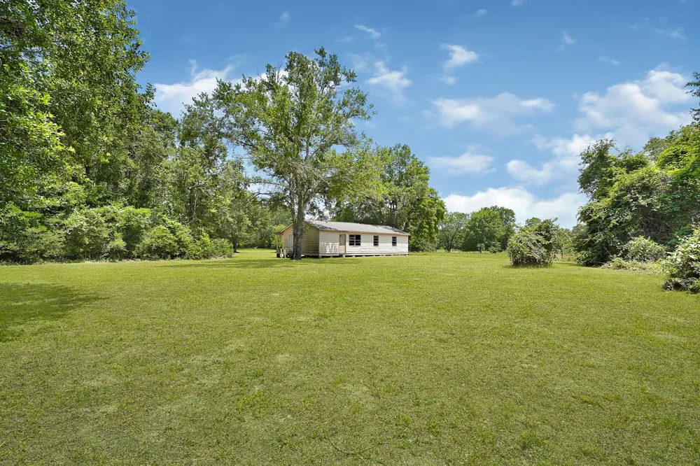 26417 Bedias Drive Bedias, TX 77831