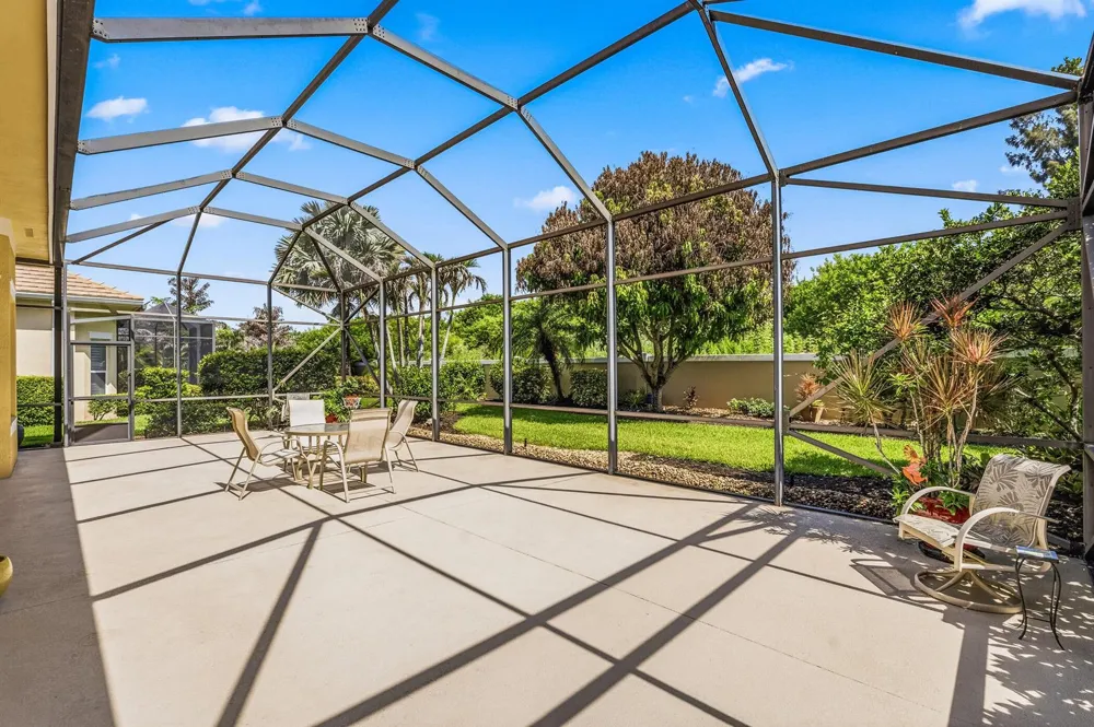 1065 RIVER WIND CIRCLE Vero Beach, FL 32967