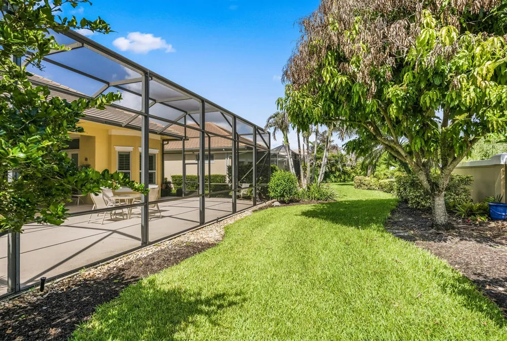 1065 RIVER WIND CIRCLE Vero Beach, FL 32967