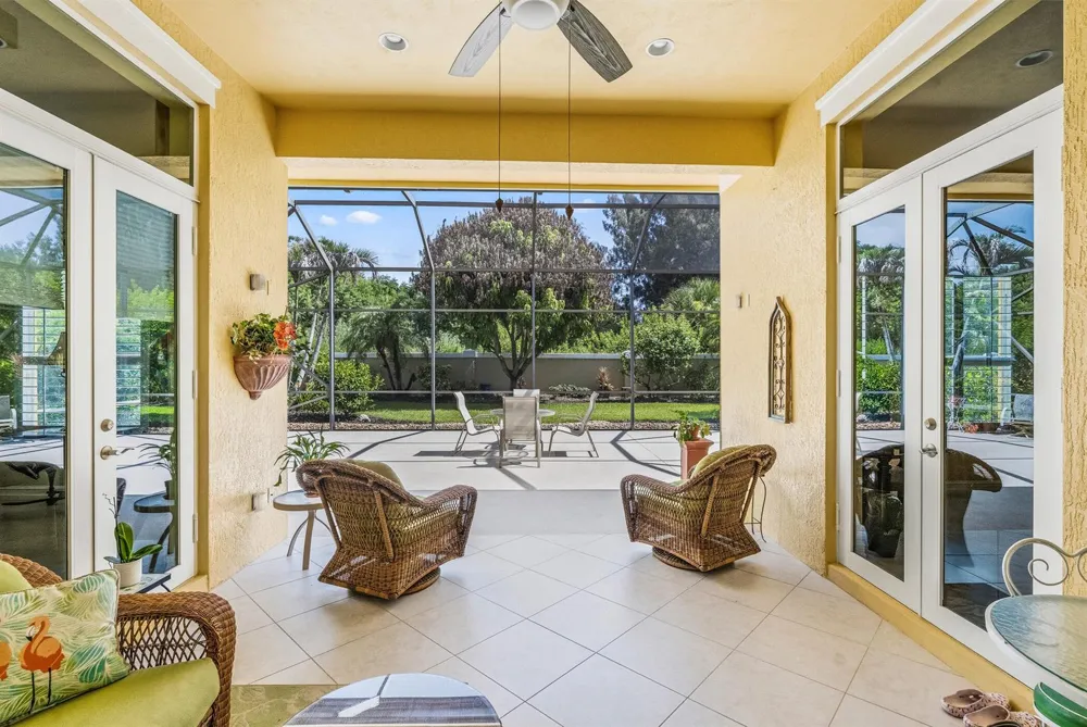 1065 RIVER WIND CIRCLE Vero Beach, FL 32967