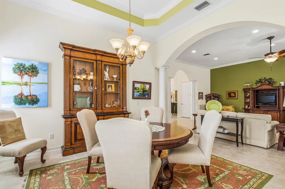 1065 RIVER WIND CIRCLE Vero Beach, FL 32967