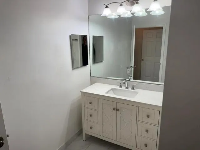 3569 FOREST HILL BOULEVARD #115 Palm Springs, FL 33406