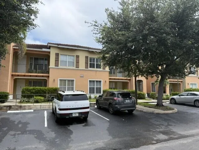 3569 FOREST HILL BOULEVARD #115 Palm Springs, FL 33406