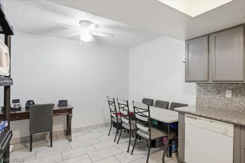 6148 Camino De Rosa Drive Las Vegas, NV 89108