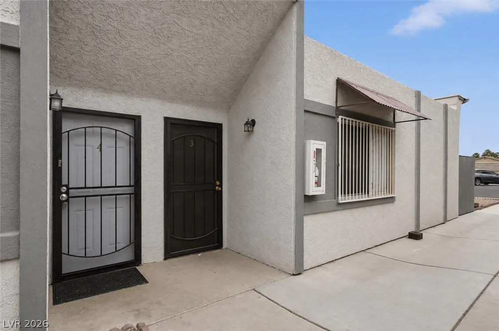 6148 Camino De Rosa Drive Las Vegas, NV 89108
