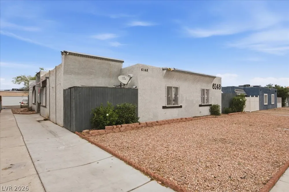 6148 Camino De Rosa Drive Las Vegas, NV 89108