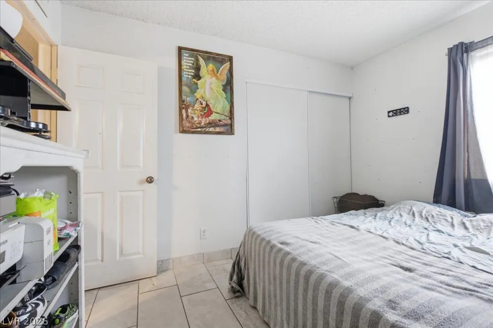 6148 Camino De Rosa Drive Las Vegas, NV 89108