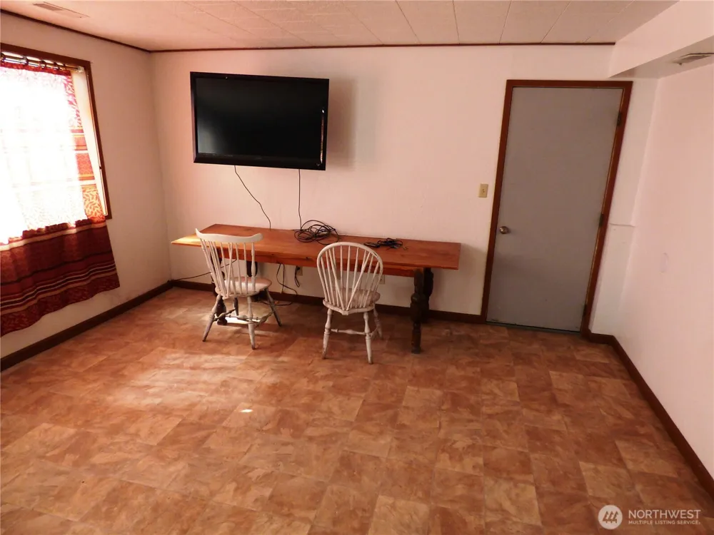 543 Jack Wells Road Bridgeport, WA 98813