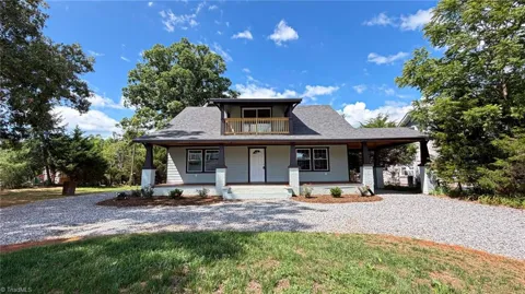 5121 Boone Trail