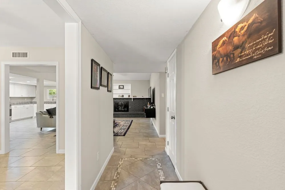 6005 Blair Oaks Drive The Colony, TX 75056