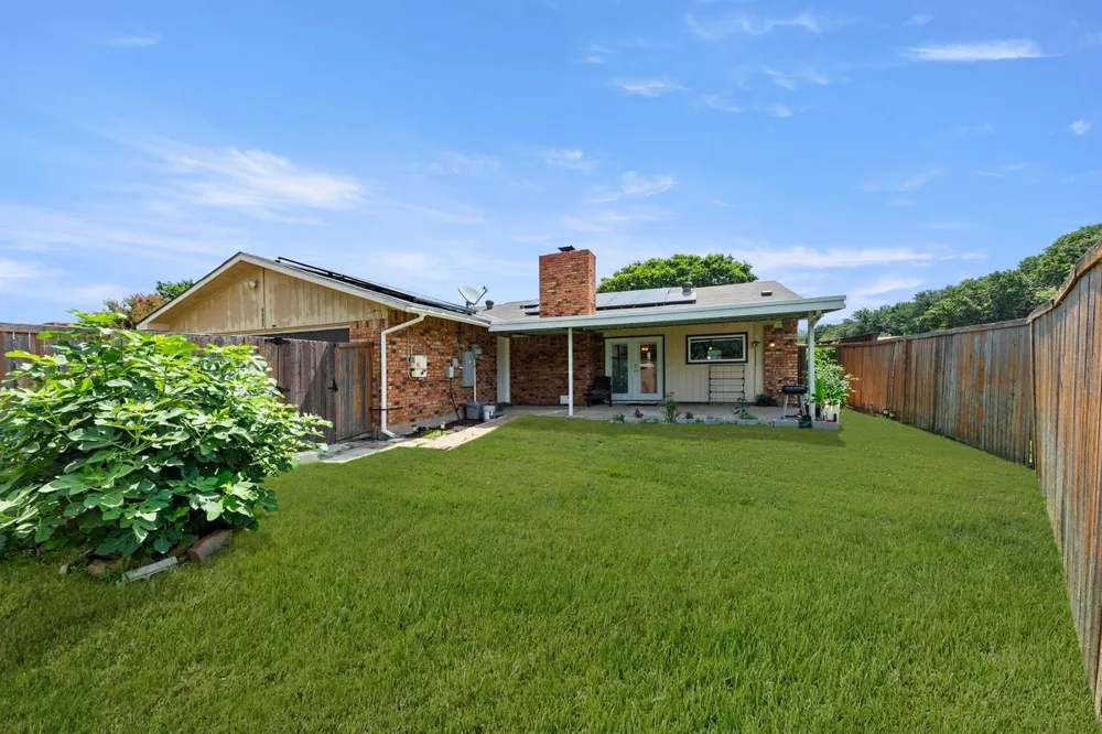 6005 Blair Oaks Drive The Colony, TX 75056