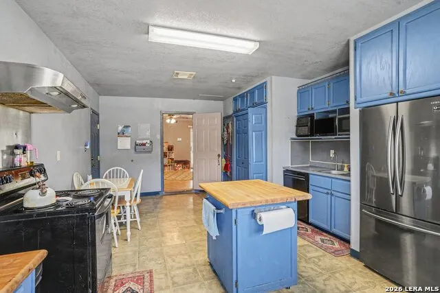 5119 Oldstead St San Antonio, TX 78228