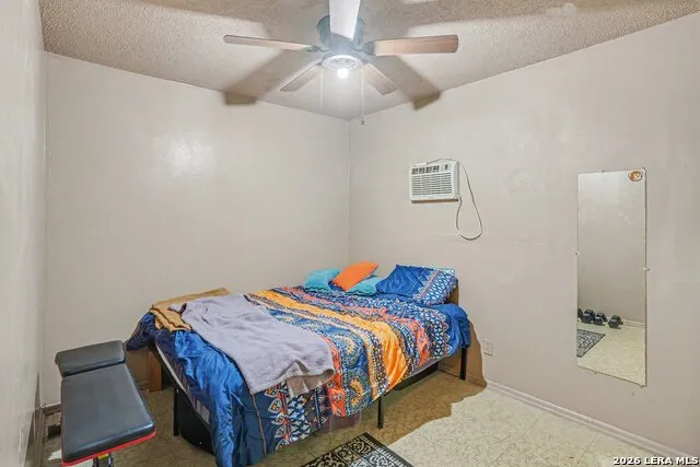 5119 Oldstead St San Antonio, TX 78228