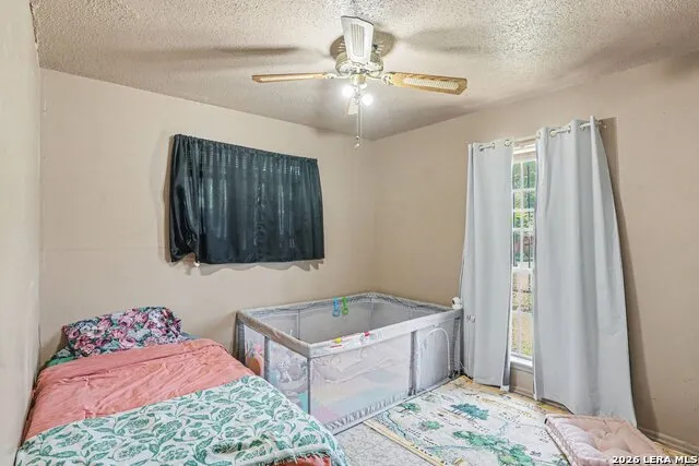 5119 Oldstead St San Antonio, TX 78228