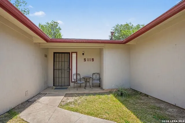 5119 Oldstead St San Antonio, TX 78228
