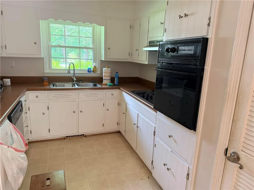 59 James Street Tallapoosa, GA 30176