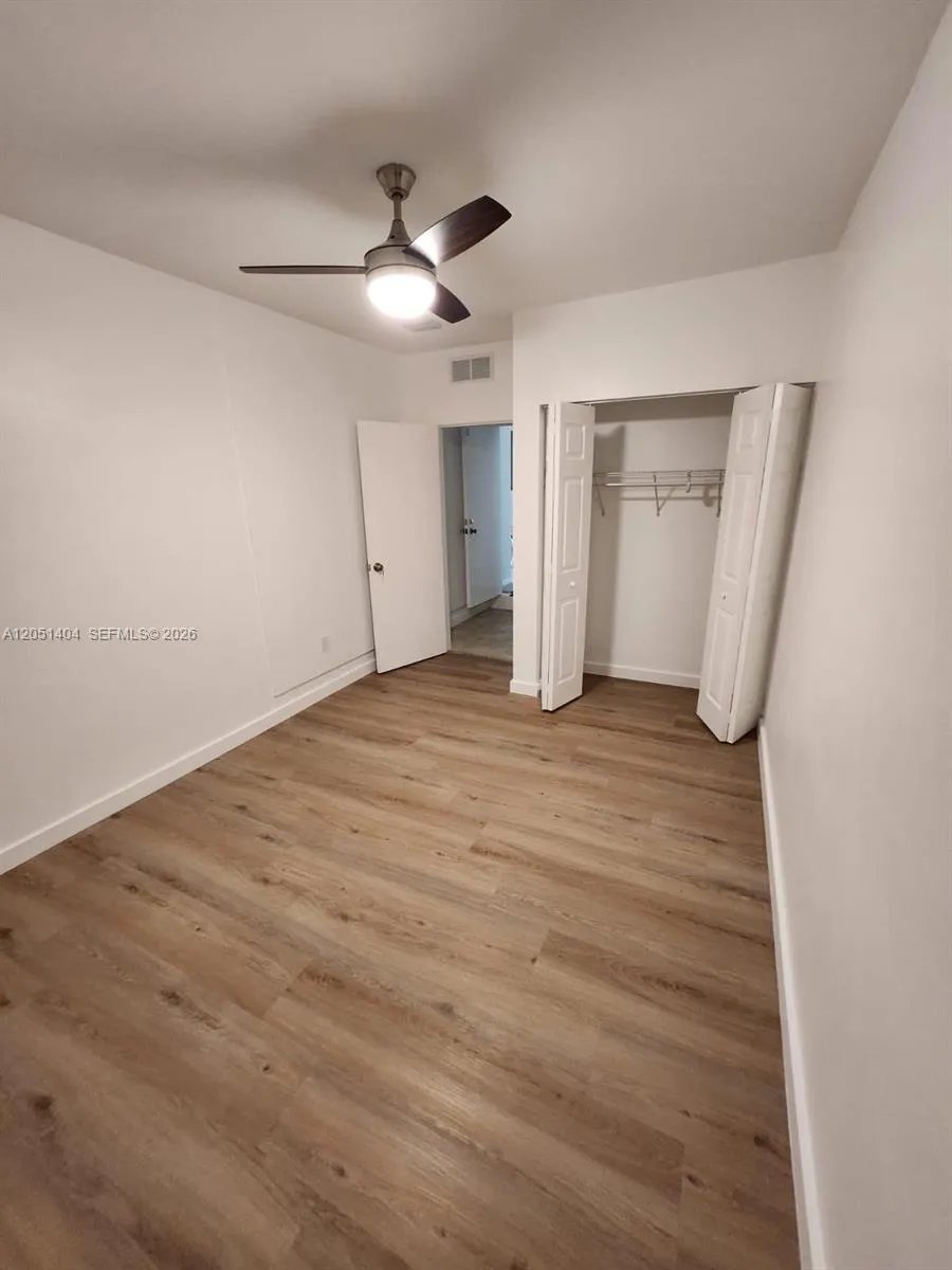 6524 NW 188th Ln Hialeah, FL 33015