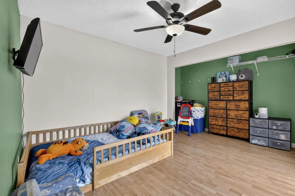 1201 WATERVIEW CIRCLE #12a Palm Springs, FL 33461