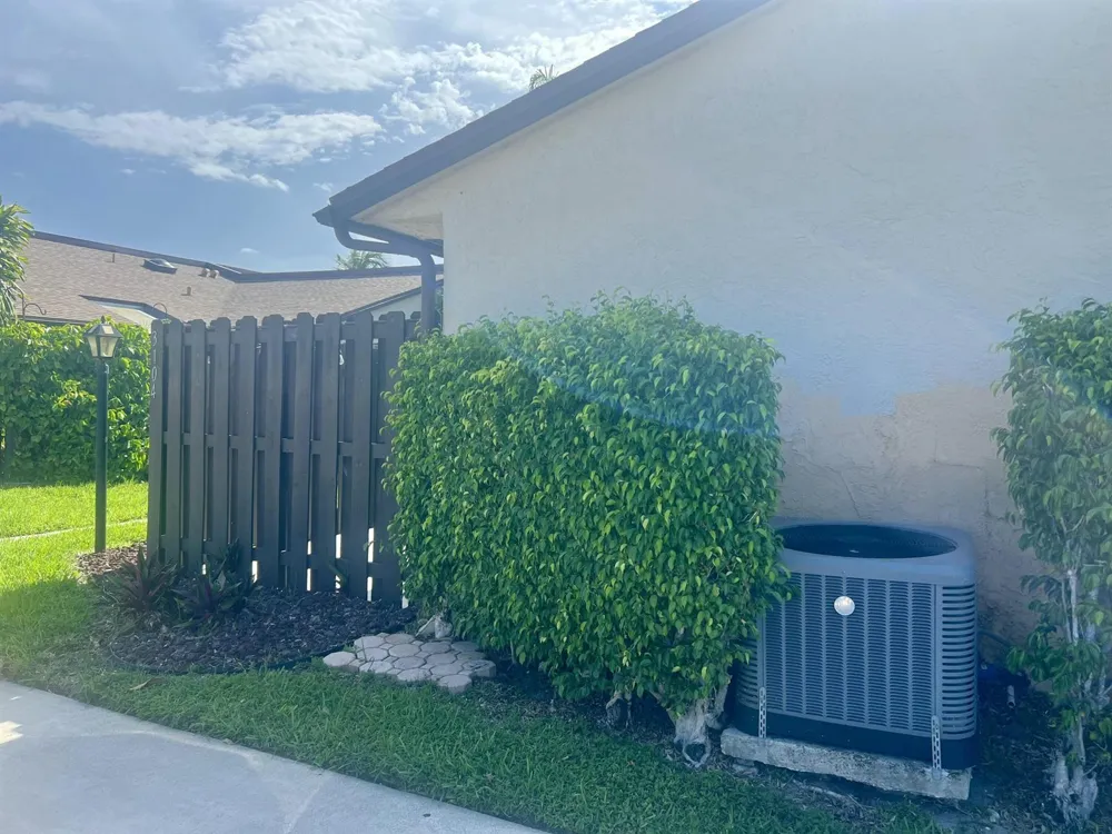 3104 Waterview Circle Palm Springs, FL 33461