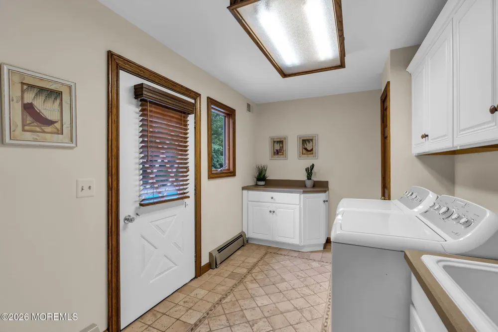 2520 Autumn Drive Manasquan, NJ 08736