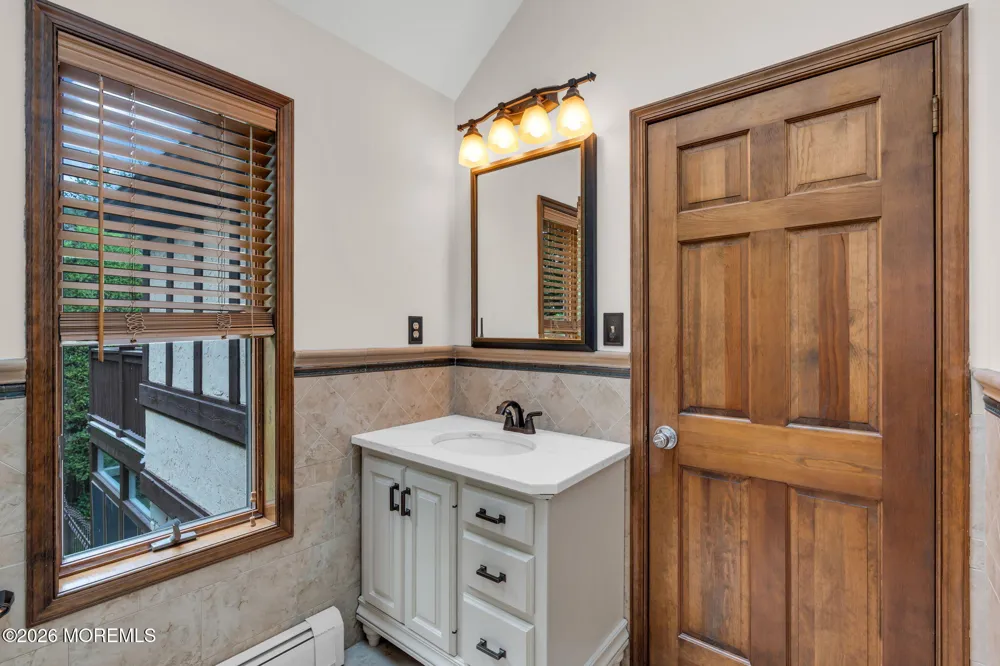 2520 Autumn Drive Manasquan, NJ 08736