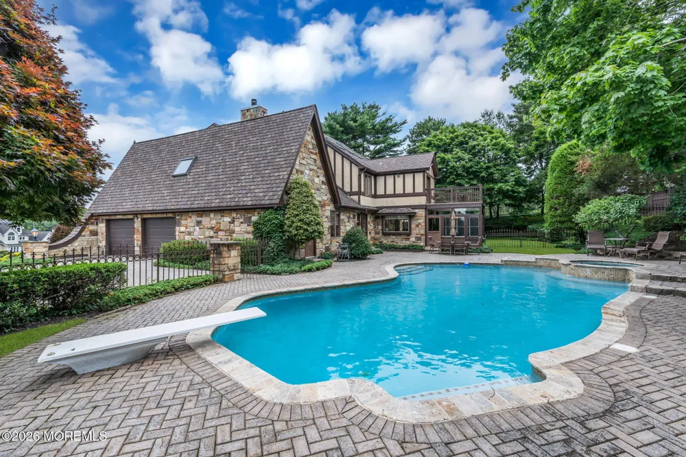 2520 Autumn Drive Manasquan, NJ 08736