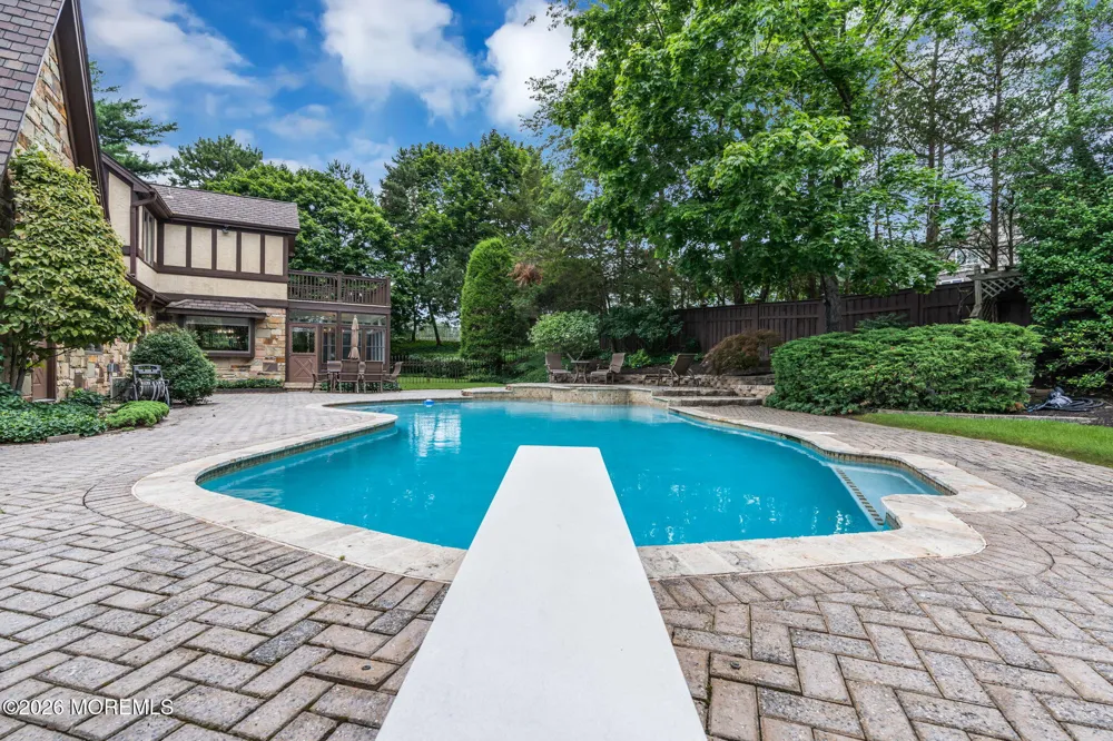 2520 Autumn Drive Manasquan, NJ 08736