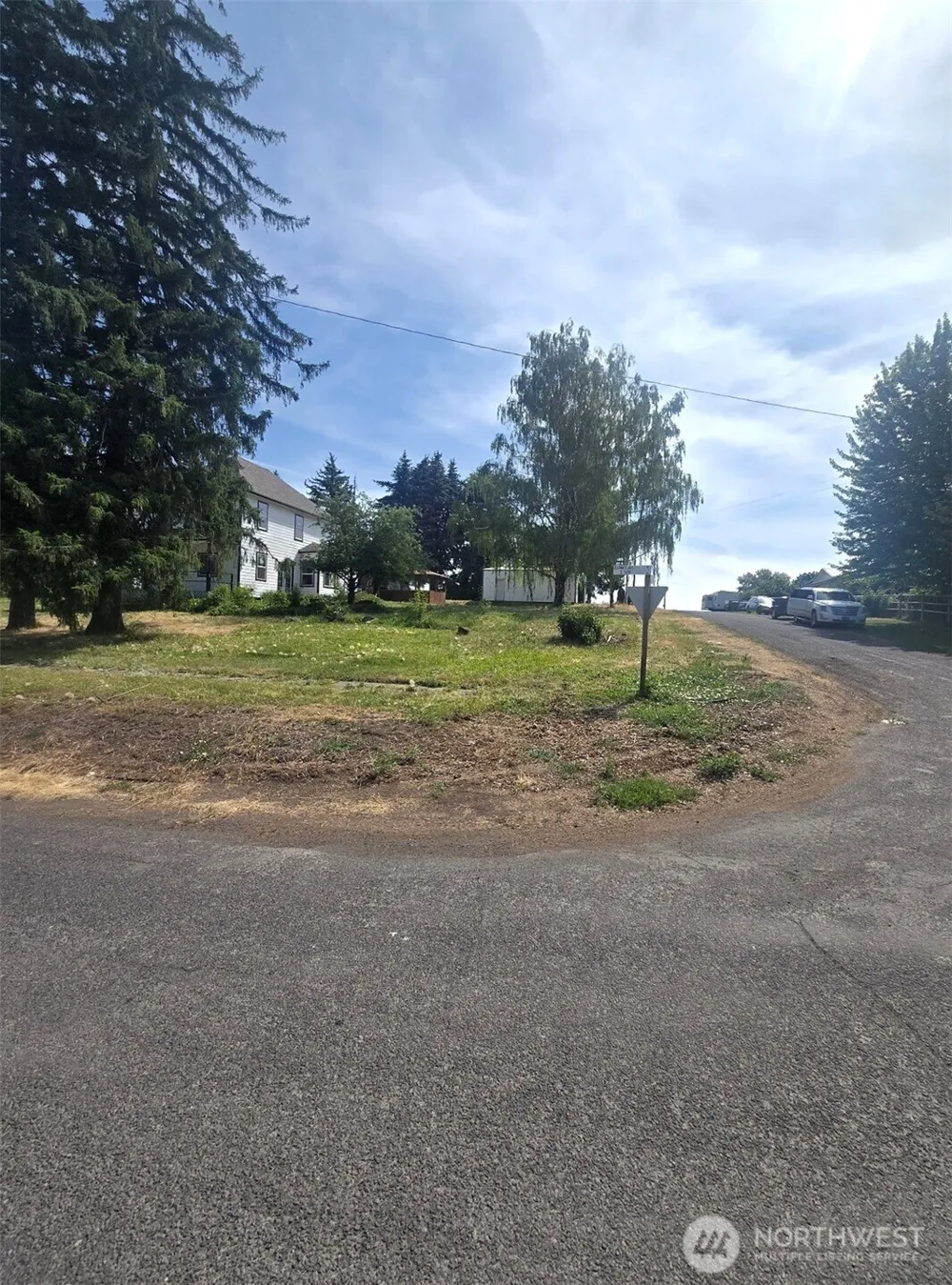 0 xx E E ST STREET Rosalia, WA 99170