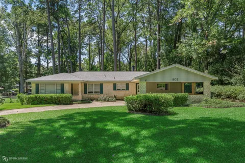 807 Francais Drive