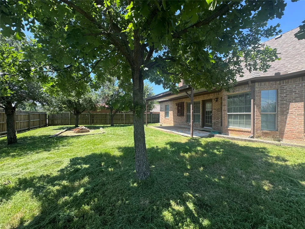 1403 Hickory Drive Pilot Point, TX 76258
