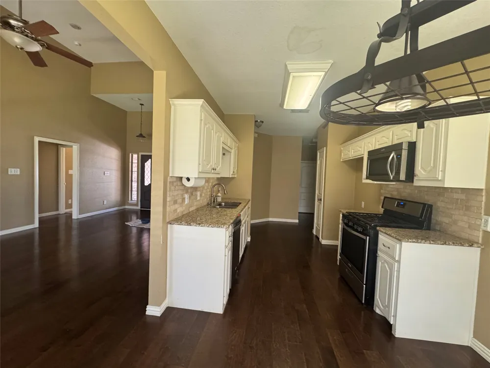 1403 Hickory Drive Pilot Point, TX 76258