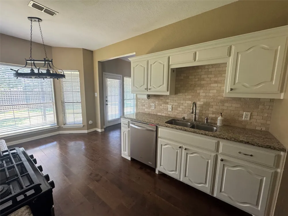 1403 Hickory Drive Pilot Point, TX 76258
