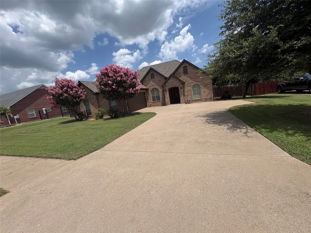 1403 Hickory Drive Pilot Point, TX 76258