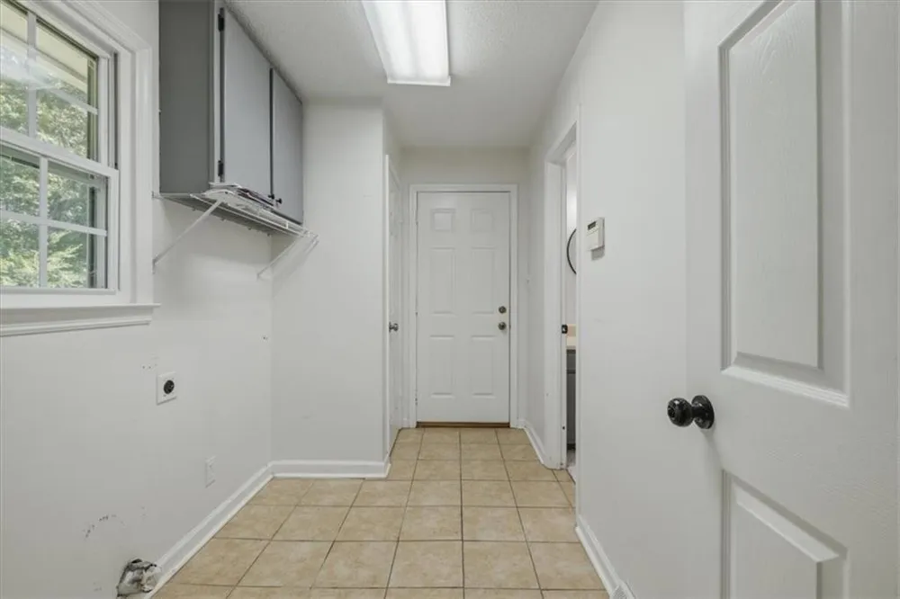 591 Old Taylorsville Rd Aragon, GA 30104