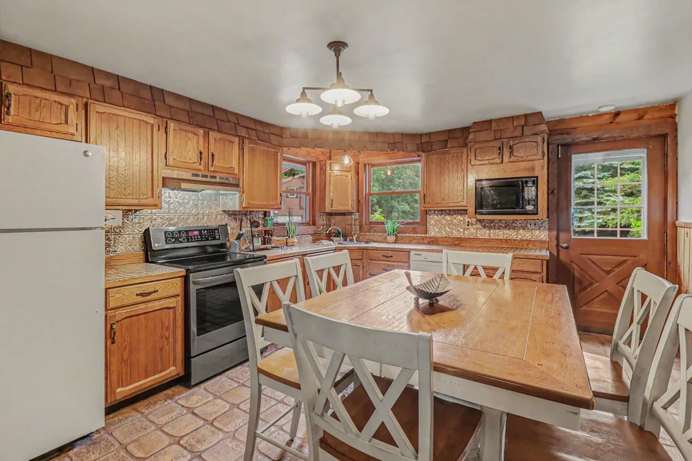 1384 Olson Road Manistee, MI 49660