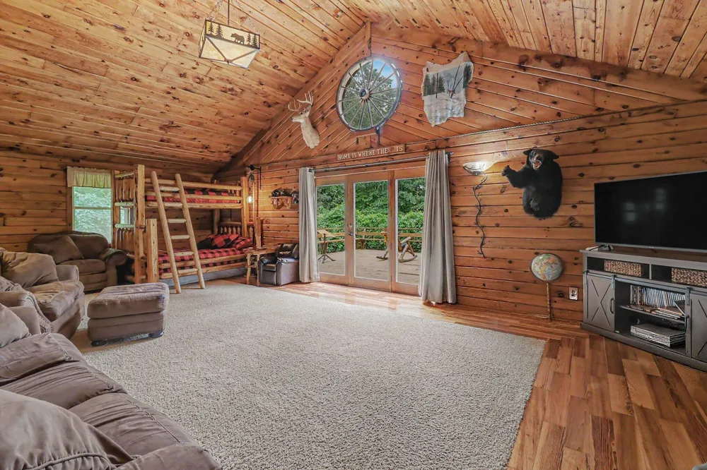 1384 Olson Road Manistee, MI 49660