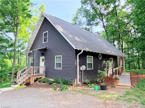 74 Forest Lane