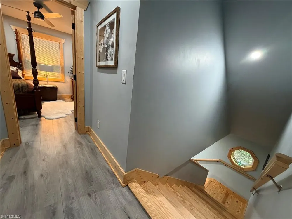 74 Forest Lane Ennice, NC 28623