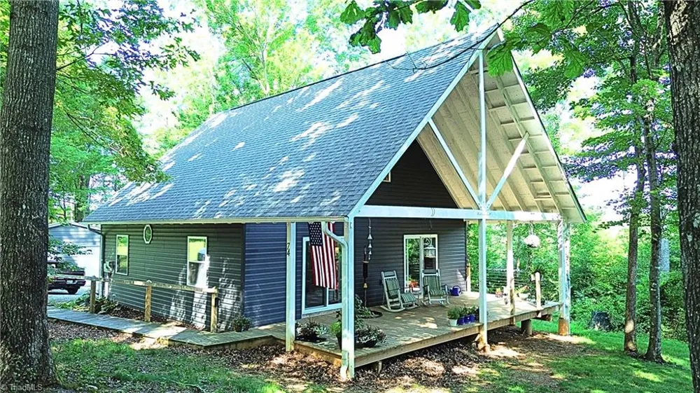 74 Forest Lane Ennice, NC 28623