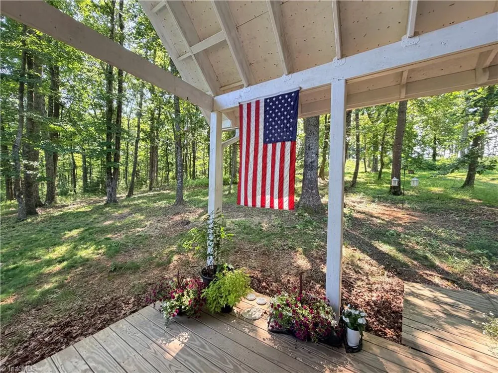 74 Forest Lane Ennice, NC 28623