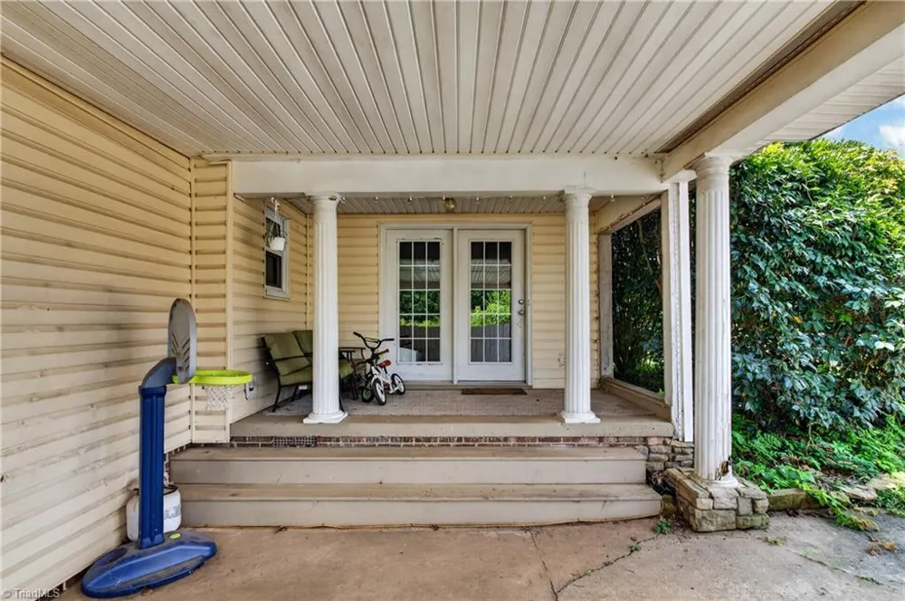 2441 Cunningham Road Thomasville, NC 27360
