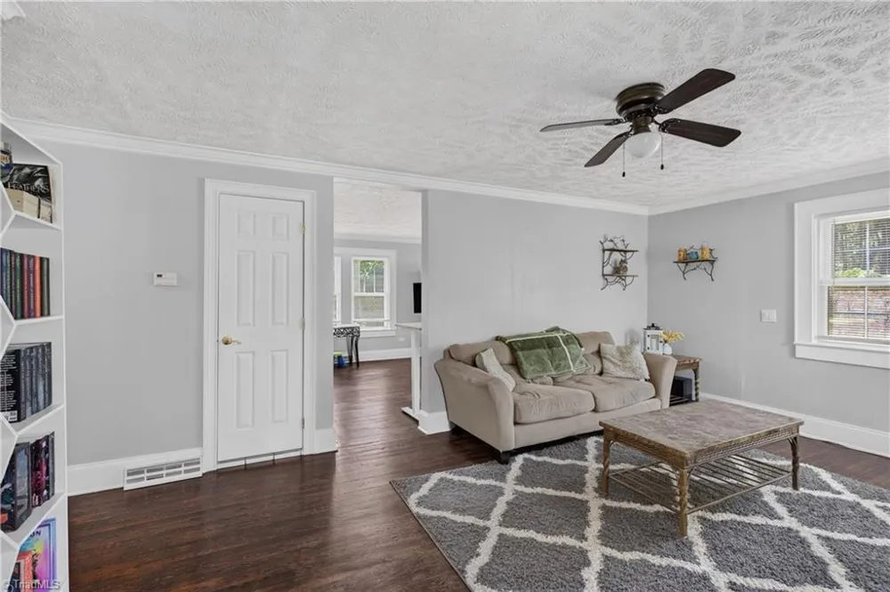 2441 Cunningham Road Thomasville, NC 27360