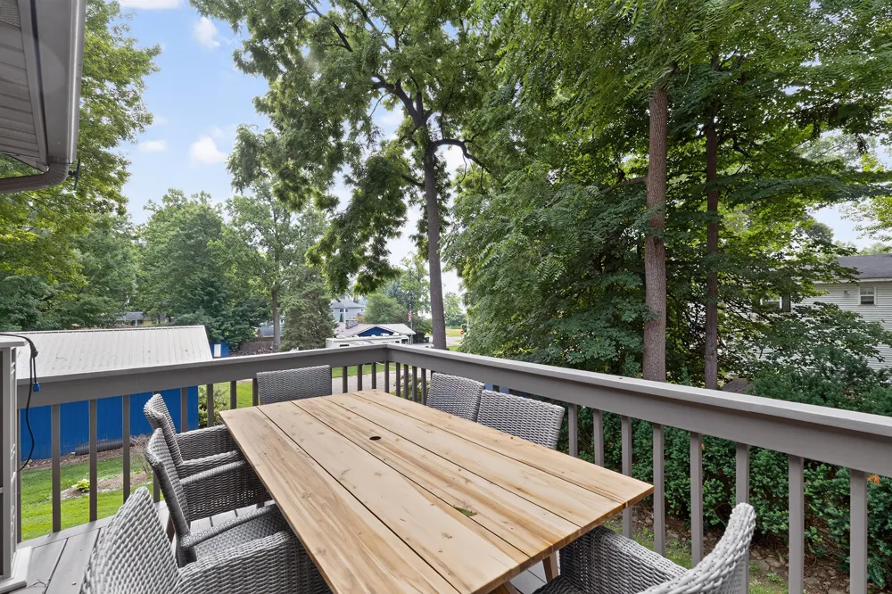 22403 Maple Row Street Cassopolis, MI 49031