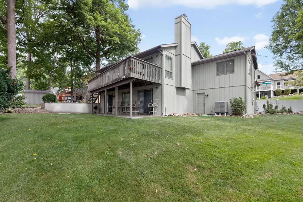 22403 Maple Row Street Cassopolis, MI 49031