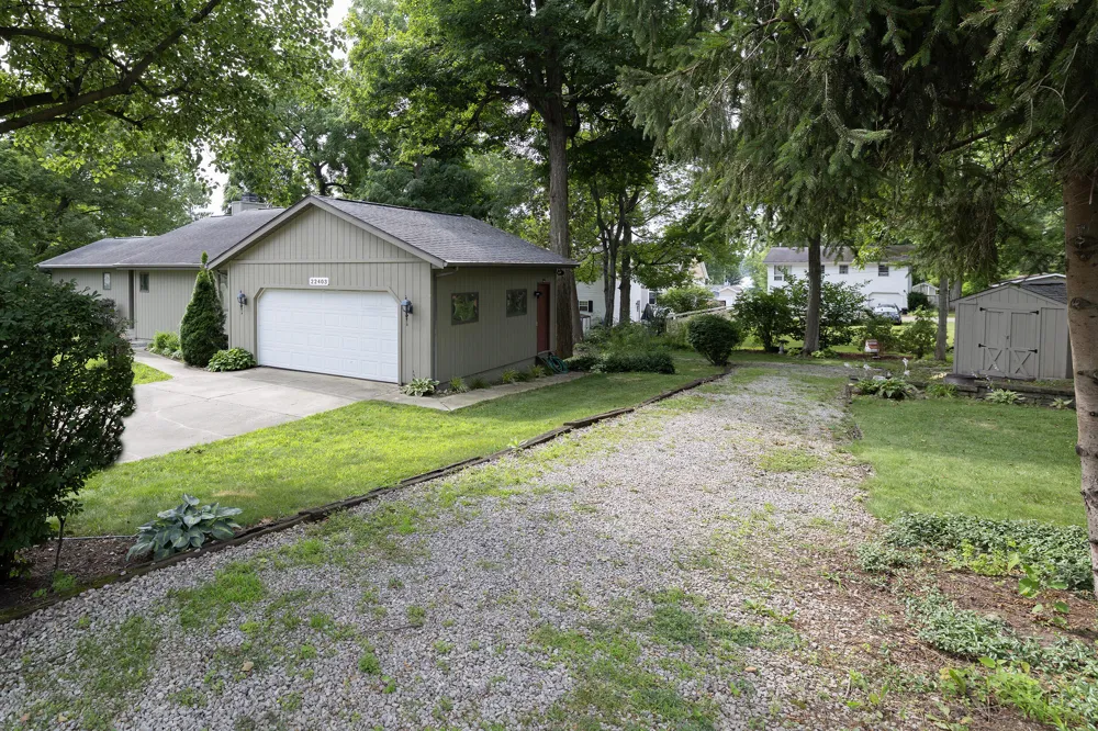 22403 Maple Row Street Cassopolis, MI 49031