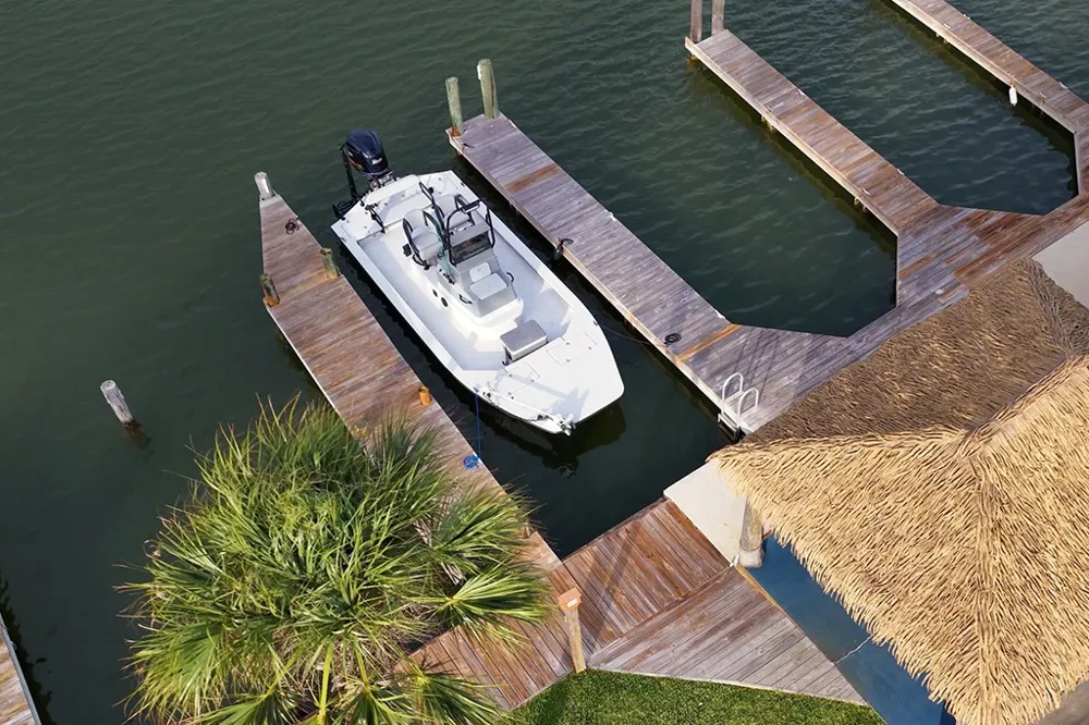 71 Nassau Drive #402 Rockport, TX 78382