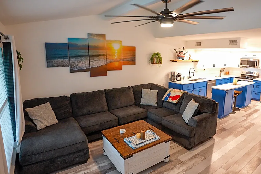 71 Nassau Drive #402 Rockport, TX 78382