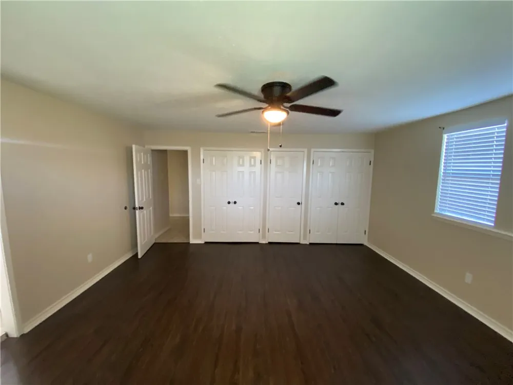 5621 Burton Corpus Christi, TX 78411